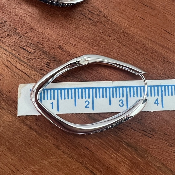 NWT Judith Ripka Nova Large Pave Blue Sapphire Hoops - Picture 11 of 15